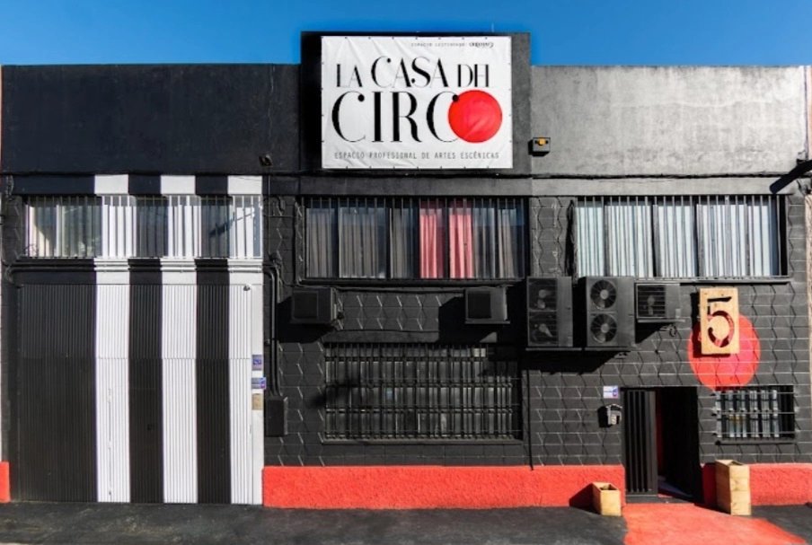 Fachada La Casa del Circo